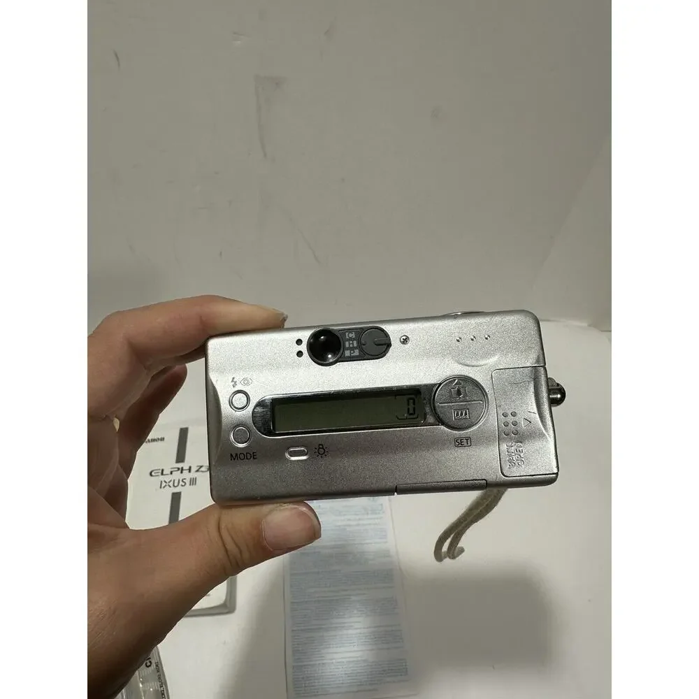 Canon ELPH‎ Z3 Compact Digital APS Point Shoot Camera Zoom Silver Manual